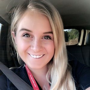 Meet your Posher, Rachel